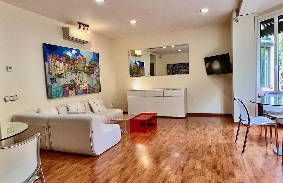 Hostal Madrazo-1